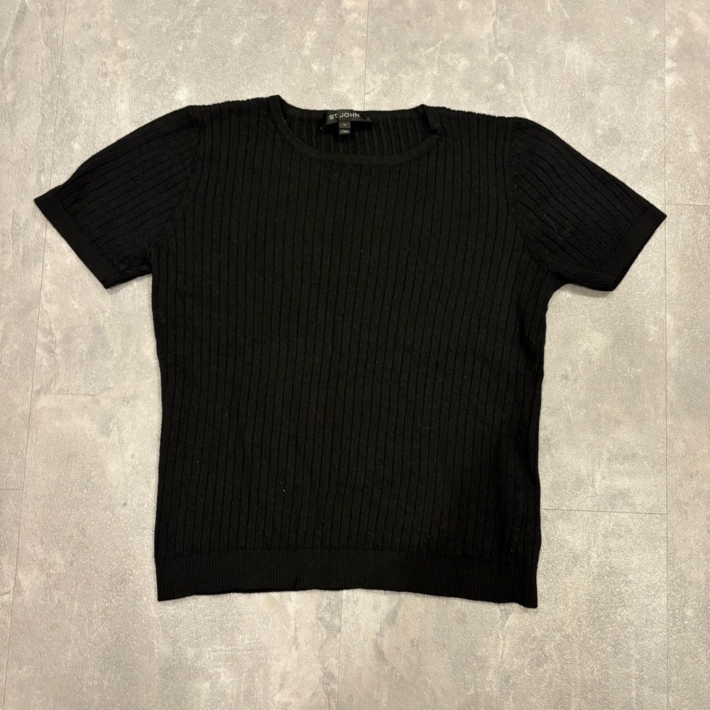 ST JOHN Wool Short Sleeve Ribbed Knit‎ Sweater Size Medium